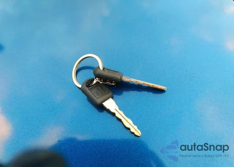 1995 Chevrolet Gmt-400 C1500 from USA, damaged, VIN 1GCEC14Z9SZ193856